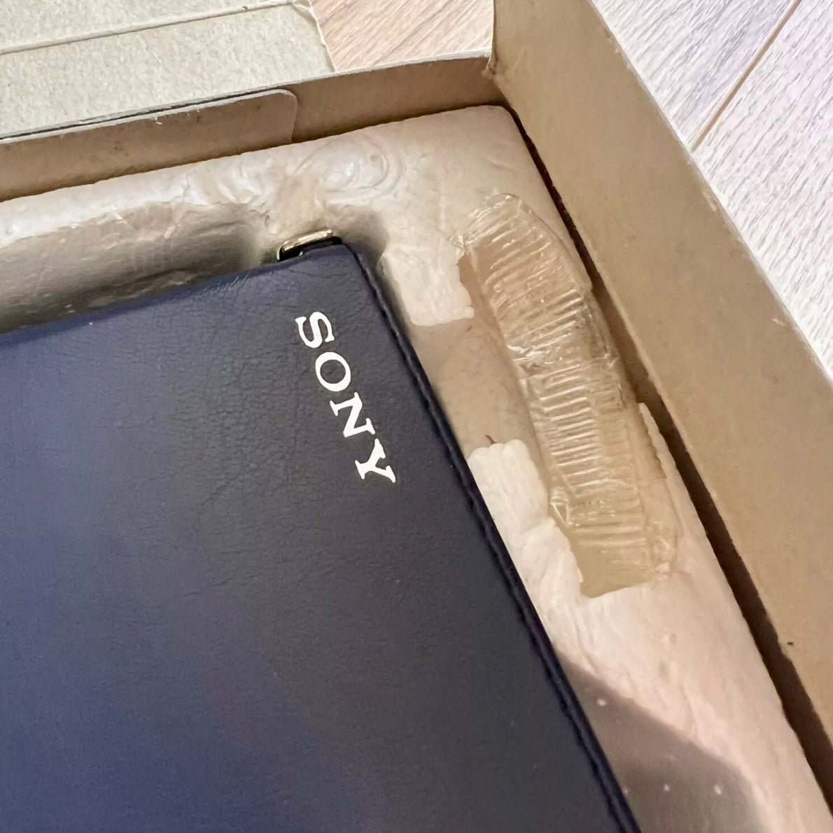 SONY TPS-L2 1st Gen Walkman Player w/ New Belts, Box, Headphones
