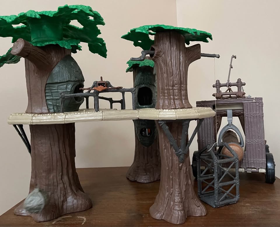 'Robin Hood: Prince of Thieves' Sherwood Forrest Play Set w/ Battle Wagon; By KENNER, 1991