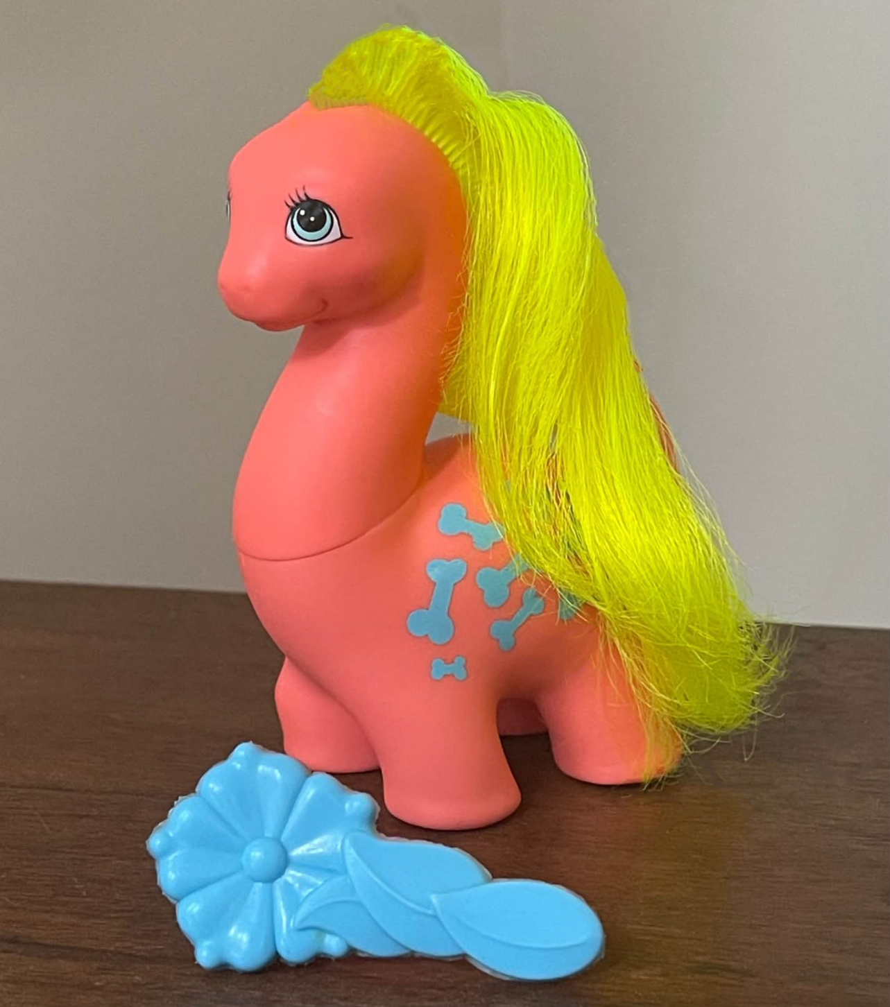 My Little Pony 'Cutesaurus' Pony Friend w/ Brush; HASBRO G1Y5