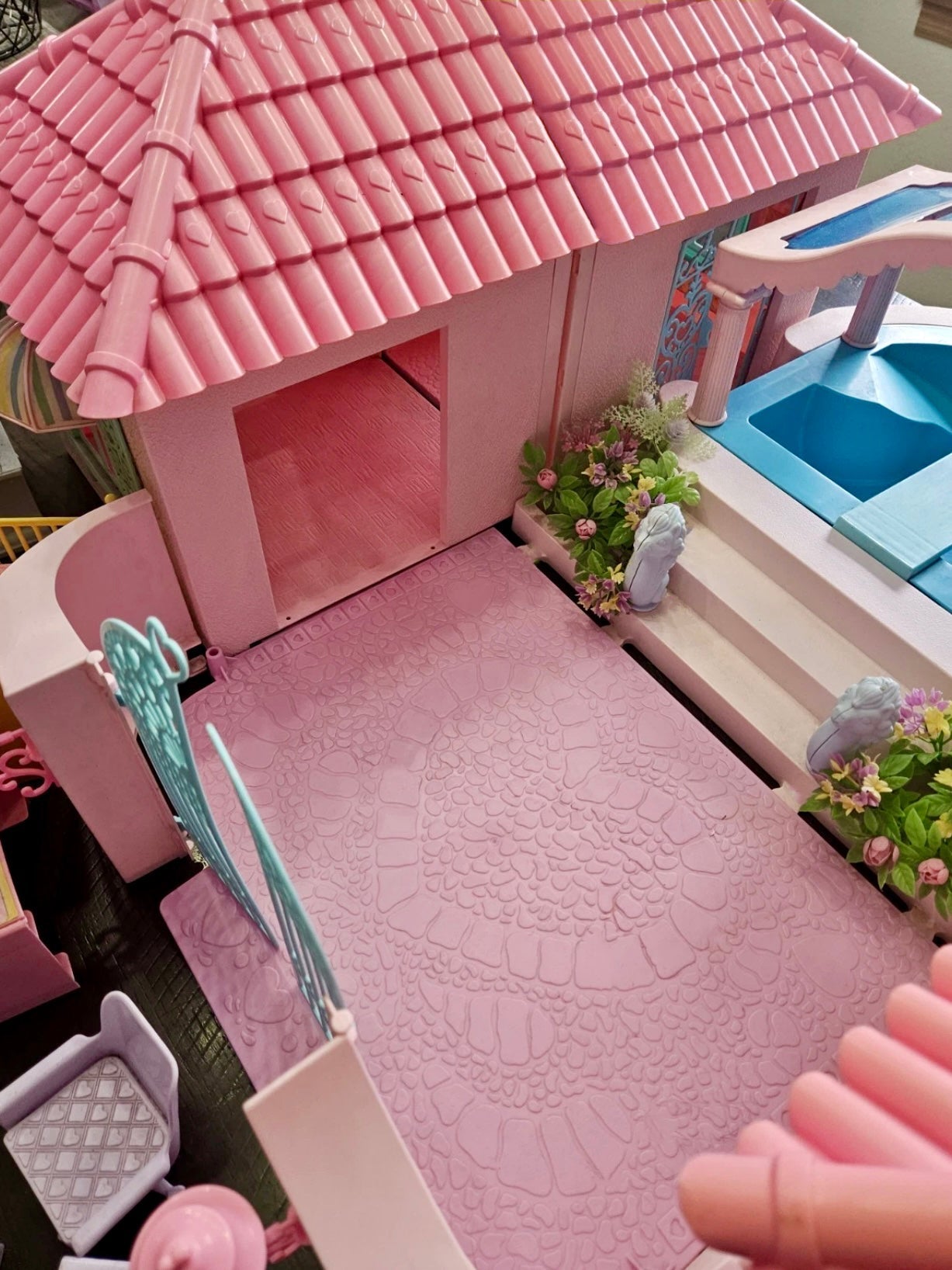 My Little Pony G1 'Paradise Estate' Play Set w/ Box; by HASBRO, 1986