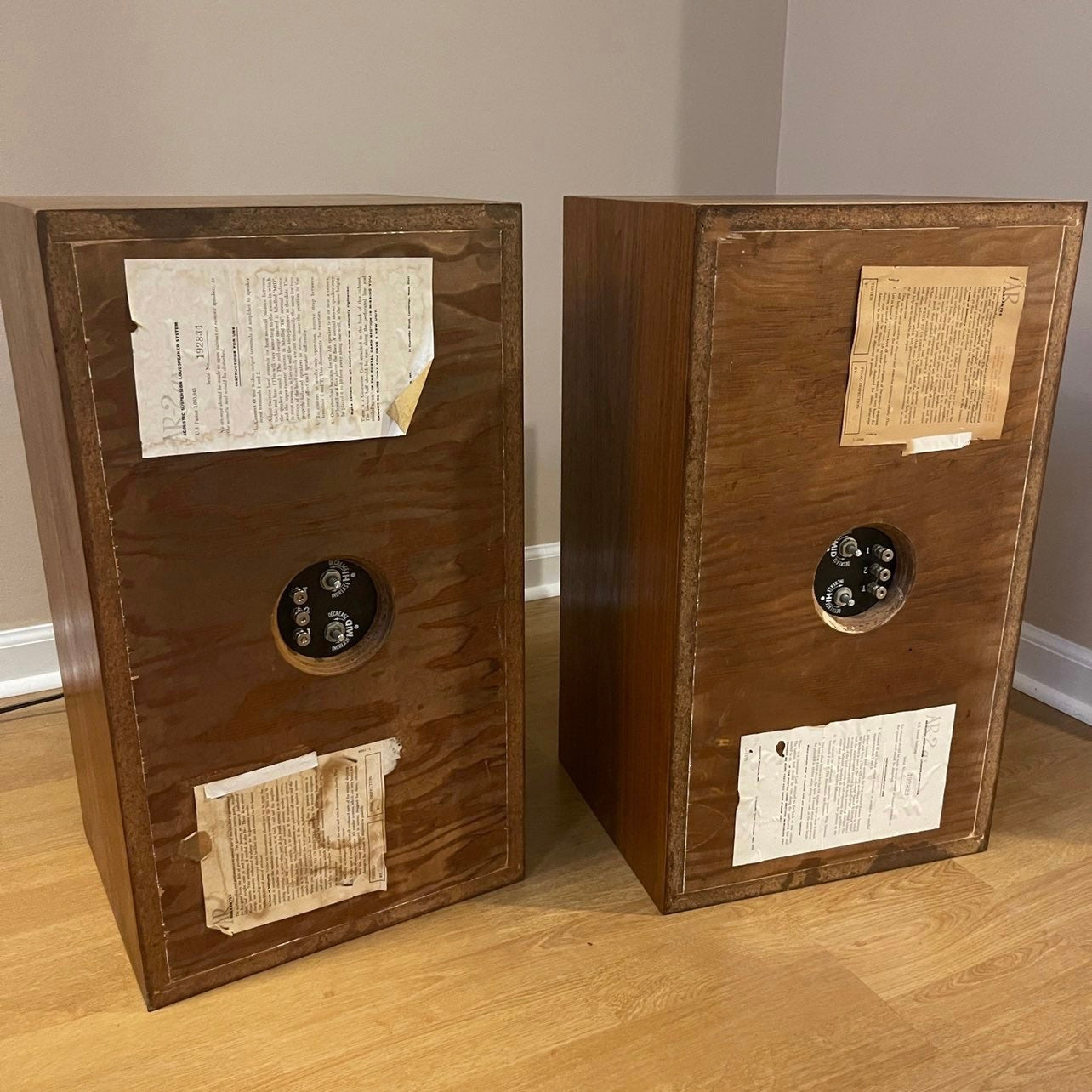 Acoustic Research AR-2ax Floor Speakers - reJUNKshop