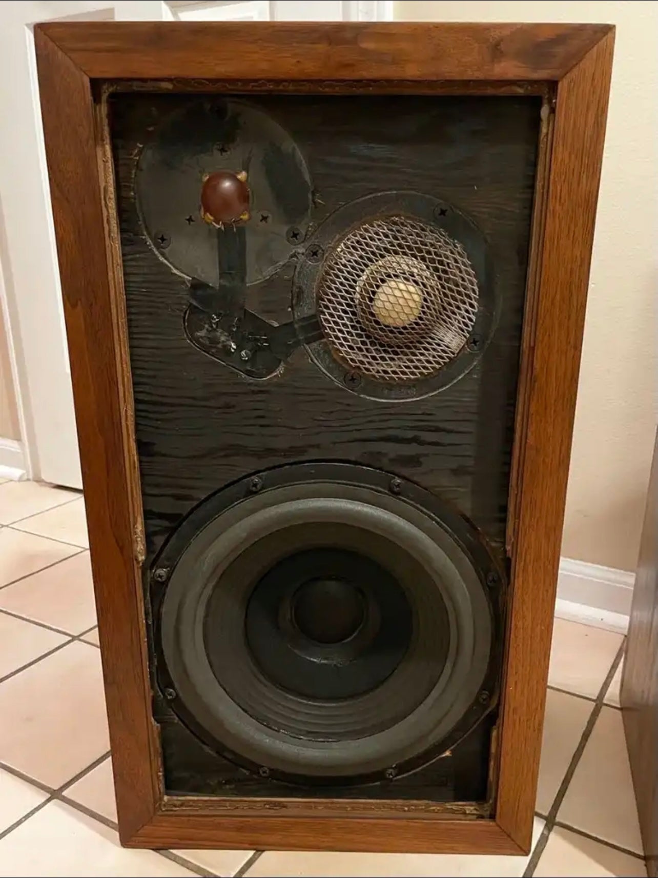 Acoustic Research AR-3 Floor Speakers - reJUNKshop