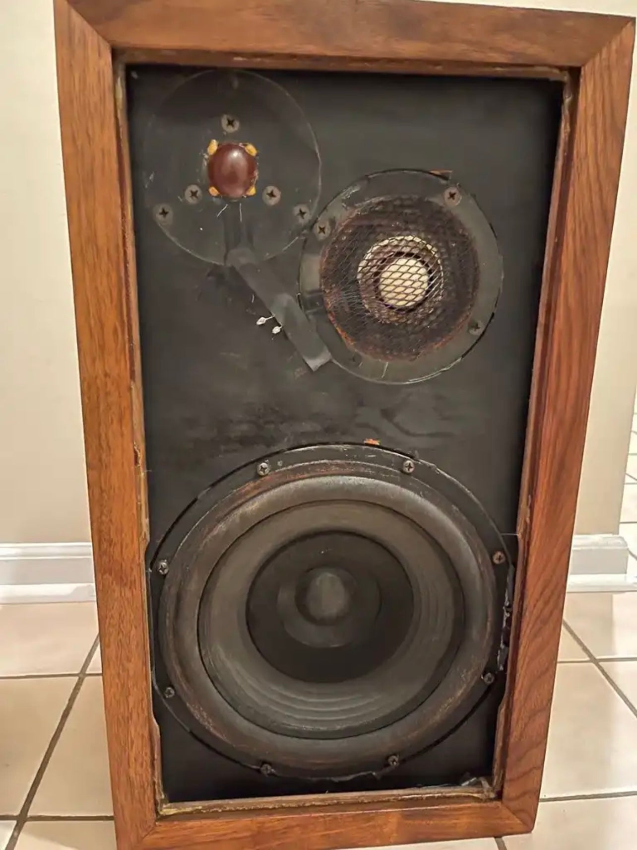 Acoustic Research AR-3 Floor Speakers - reJUNKshop