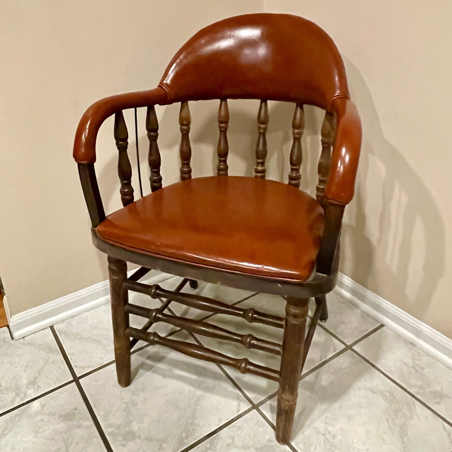 Antique Shelby Williams Victorian Captain’s Chair - Leather - reJUNKshop