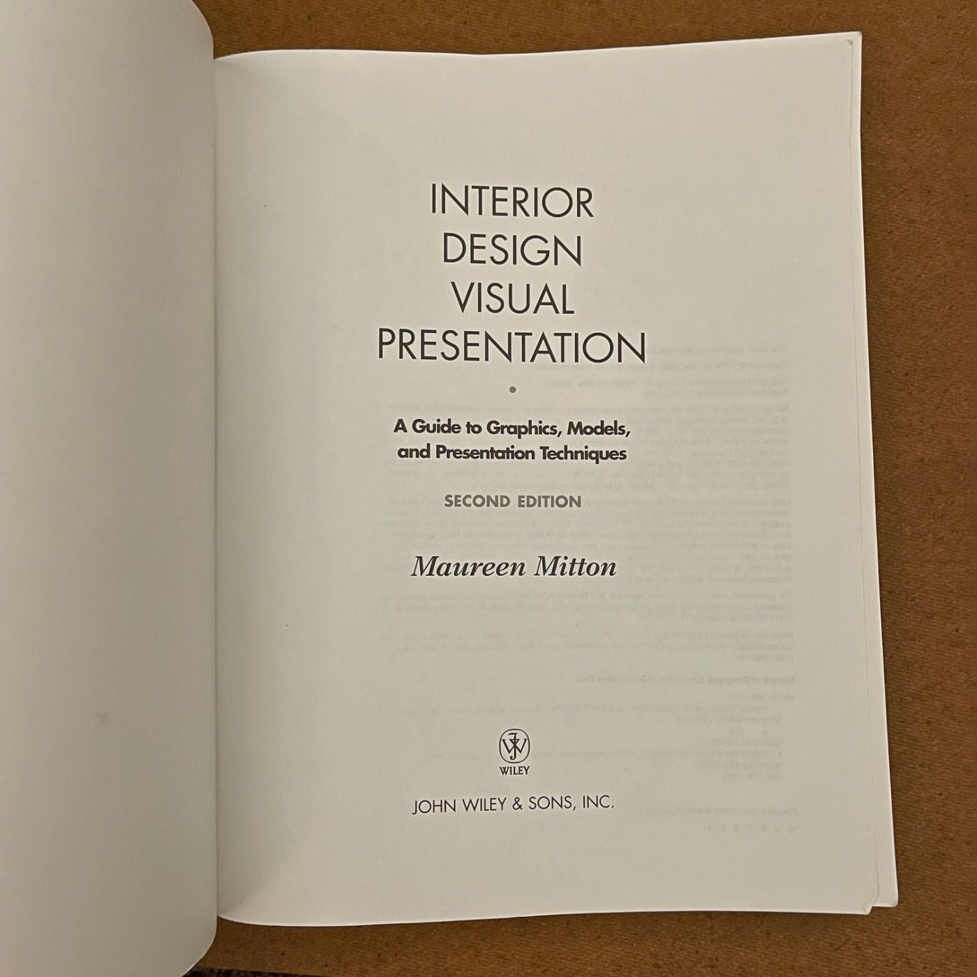 'Interior Design Visual Presentation', Maureen Mitton; Wiley, 2004 - reJUNKshop
