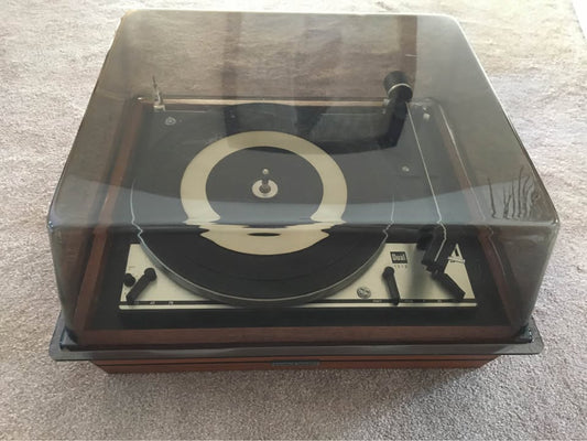 DUAL 1215 Turntable, by United Audio; Cherry