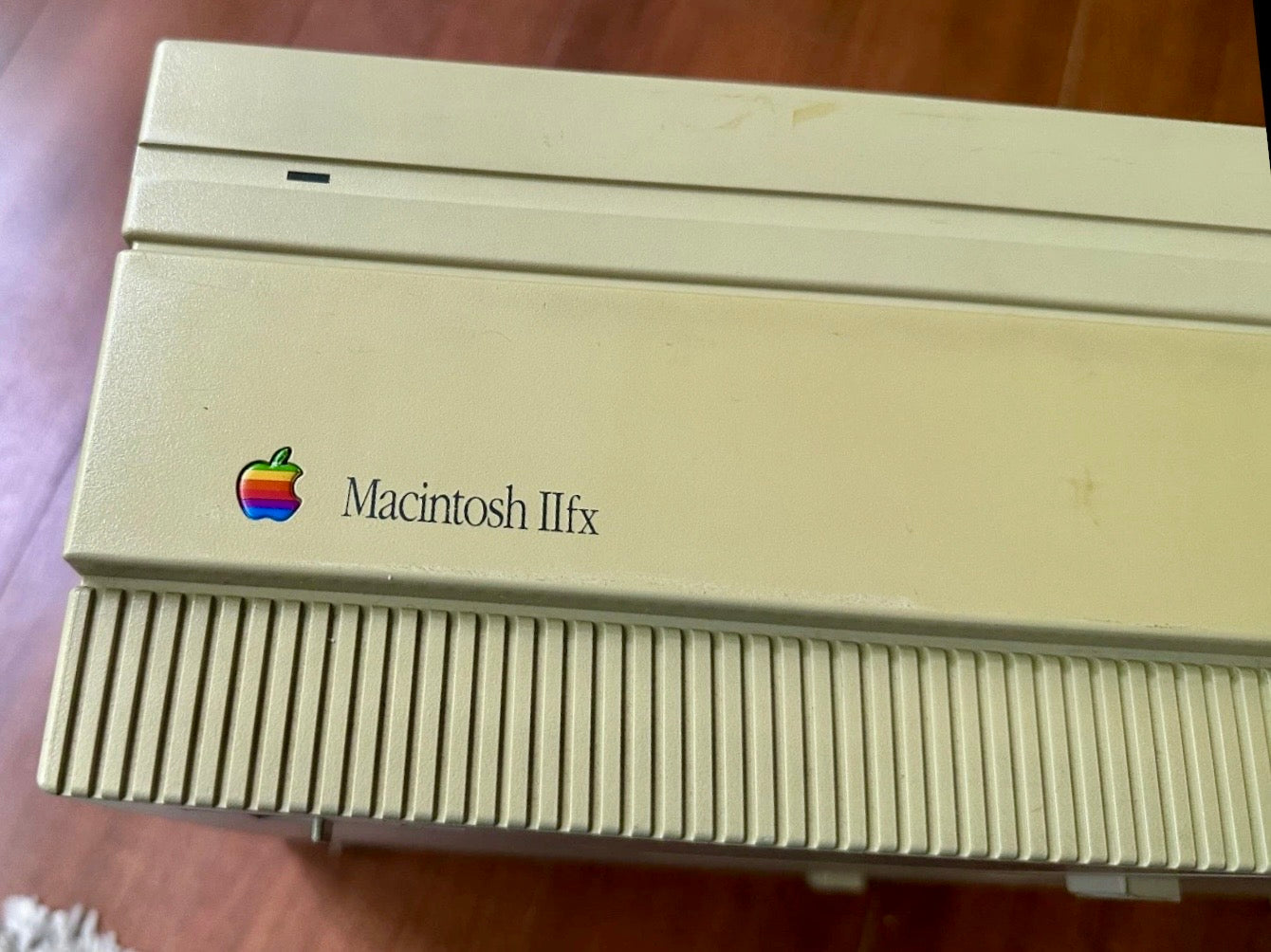 Apple Macintosh IIfx 40MHz 68030 w/ 32MB RAM Supermac Thunder - Restored