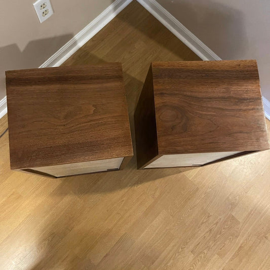 Acoustic Research AR-2ax Floor Speakers - reJUNKshop
