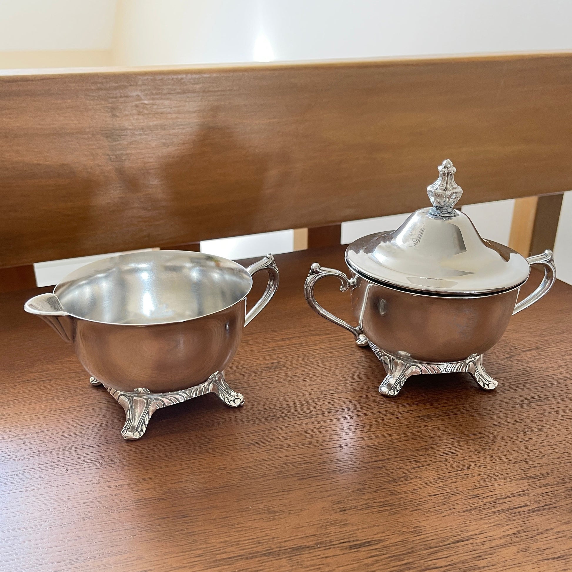 Creamer & Sugar Bowl; International Silver Co. - reJUNKshop